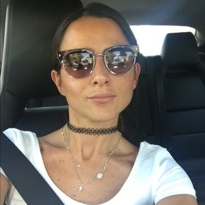 Meet your Posher, Lynda